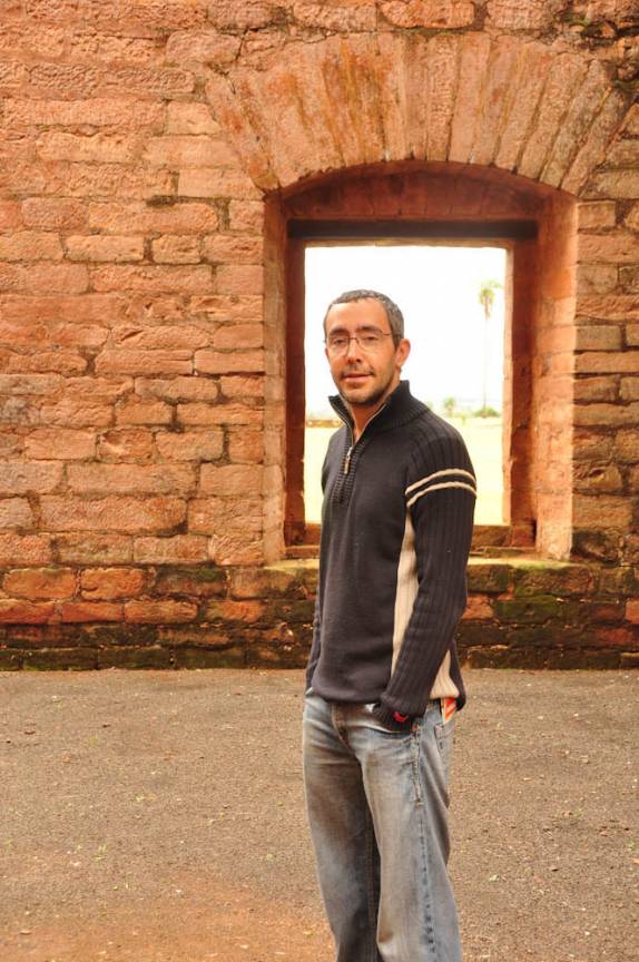 Visitando as ruínas da Missão em Jesus, próximo à Trinidad, no Paraguai